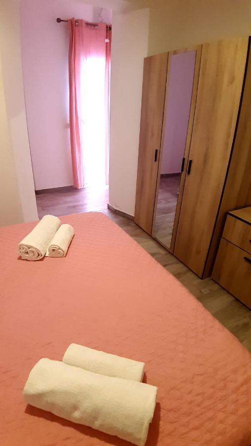 Apartamento Domo In Terranoa, Old Town Olbia Exterior foto